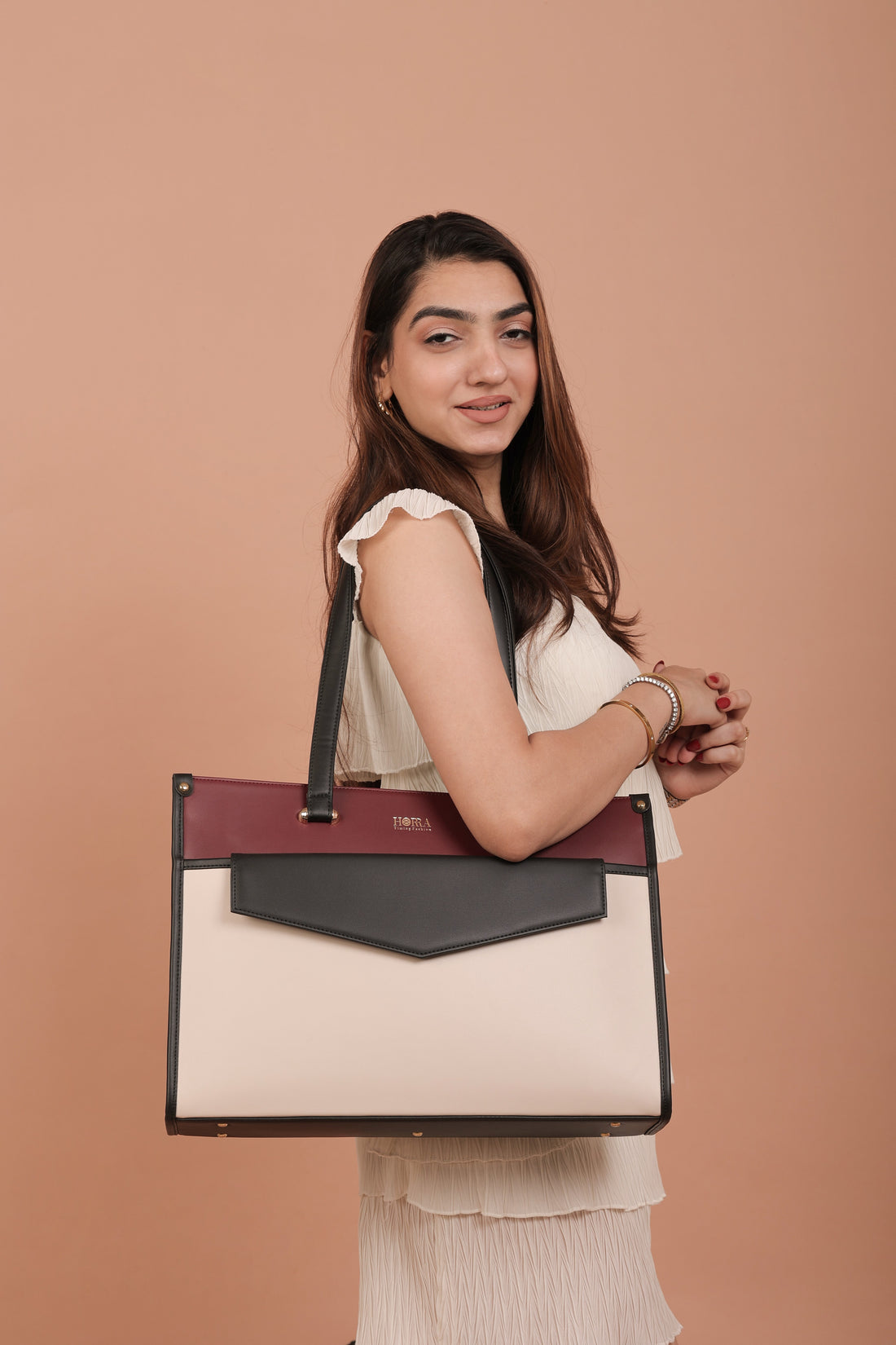 HORRA Vegan Leather 14 Inch Laptop Tote Bag For Women Office use